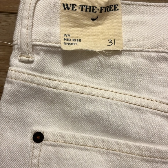 ✅✅🌷Free People “ We the Free” Ivy Mid Rise Short 31 Crystal Clear - Picture 8 of 11